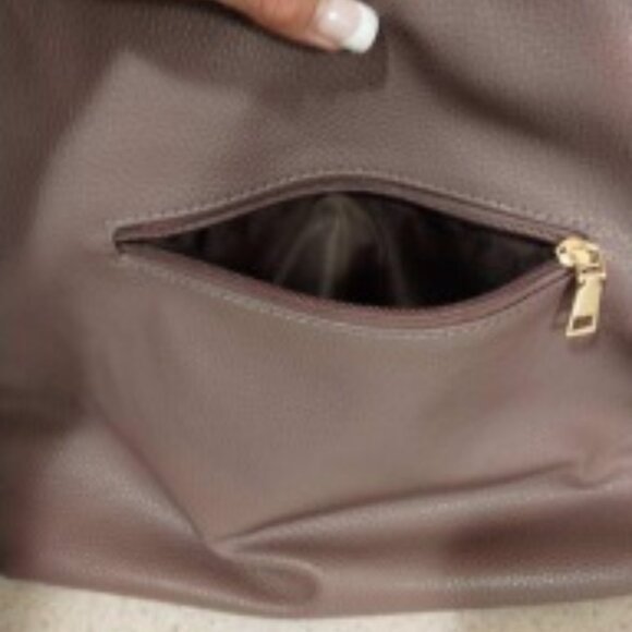 TAUPE LEATHER BAG BY LANZHIXIN (NT) - Picture 6 of 8